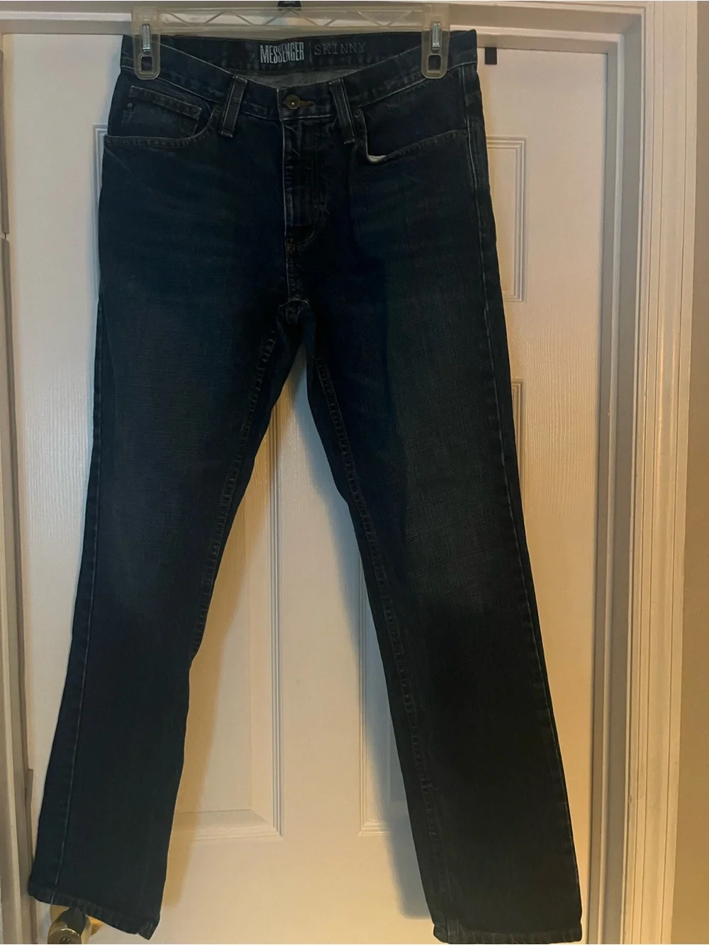 Free world Messenger Skinny classic dark